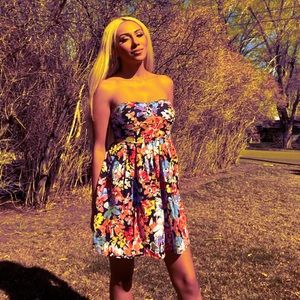 Strapless Summer Dress!! 🌸🌻